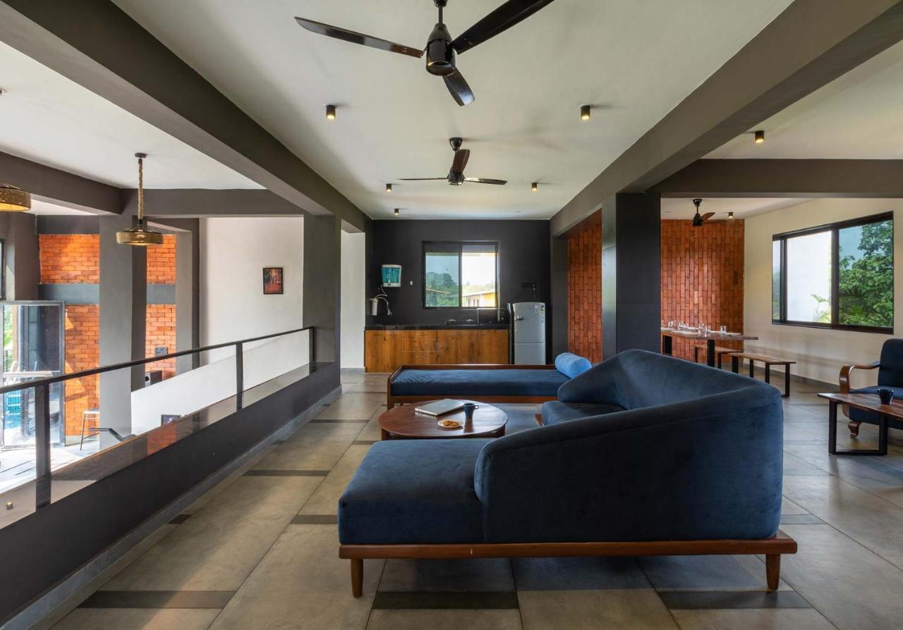 Two Villa By Stayvista With Infinity Pool, Farm & Mountain Views, Modern Interiors Karjat Eksteriør bilde